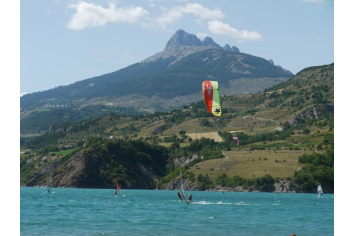 Kite-surf Lac de Serre-Ponçon Lino Belangelo